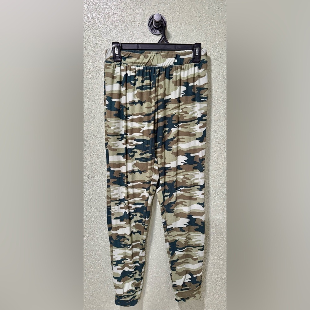 Bobbie Brooks Green and Tan Camouflage Pajama Bottoms